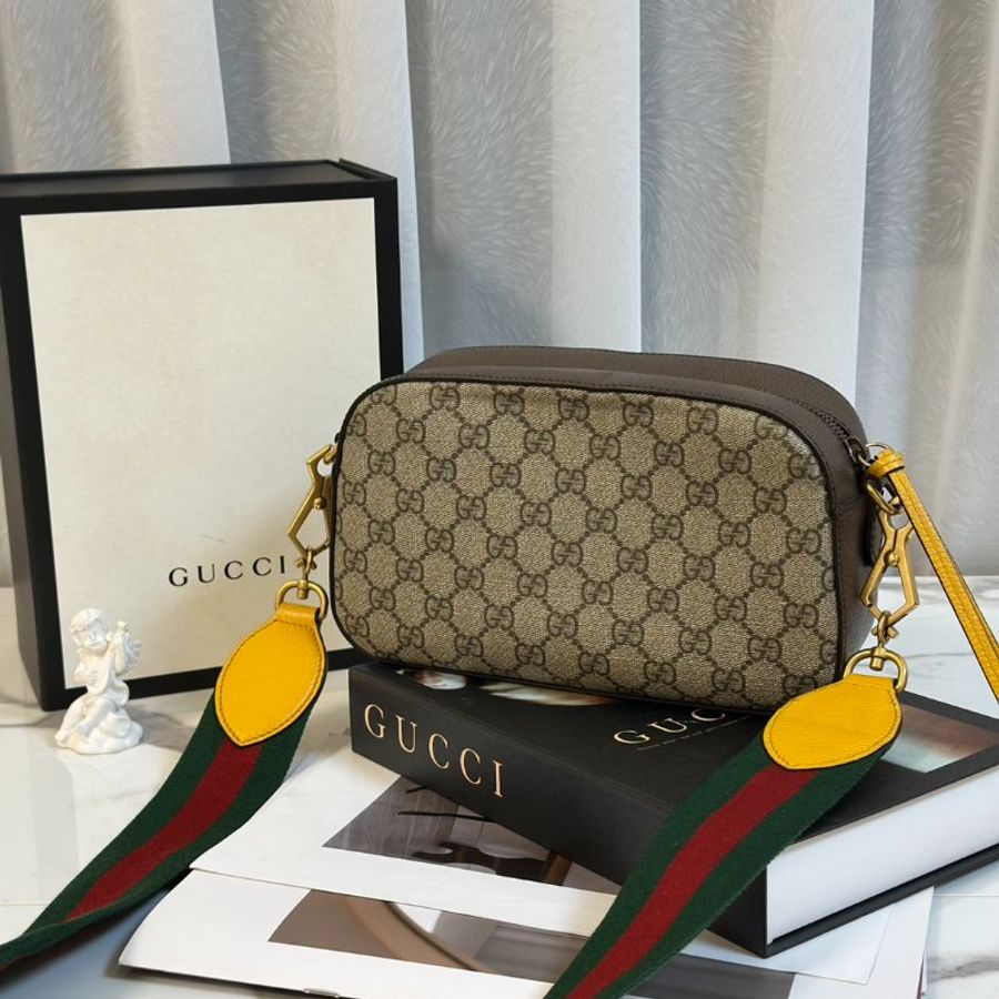 GUCCI Superme虎頭老花相機包-5
