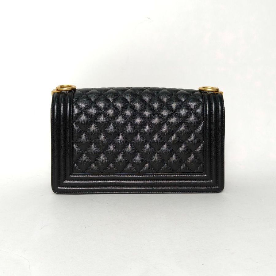 CHANEL Leboy中號25黑色荔枝牛皮29開金扣菱格紋肩背包-2