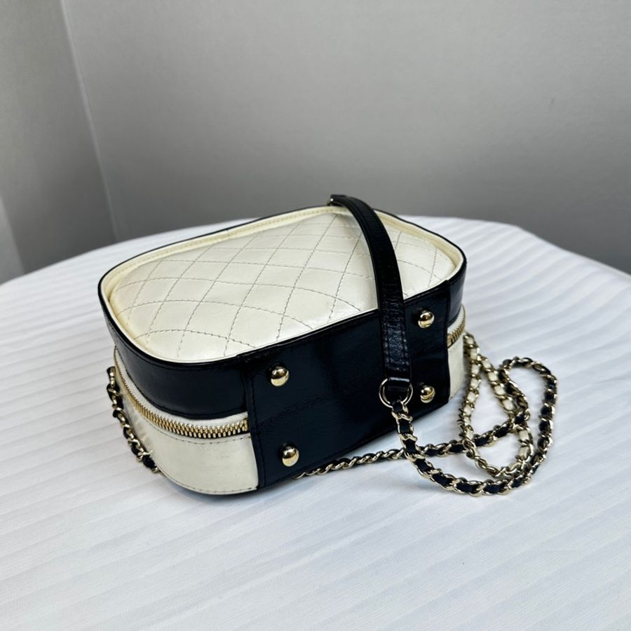 香奈兒/Chanel 黑白雙色鏈條單肩斜挎包 19x8x7cm-15