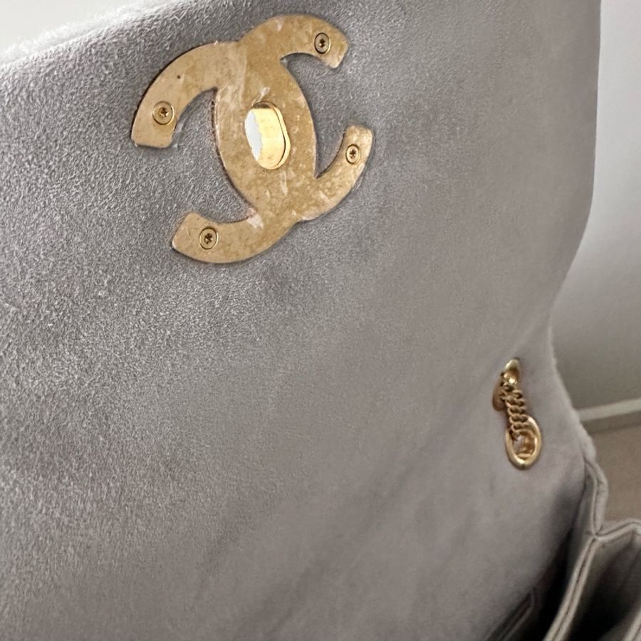 Chanel 小羊皮毛毛 灰色 口蓋包 肩背包 芯片-15
