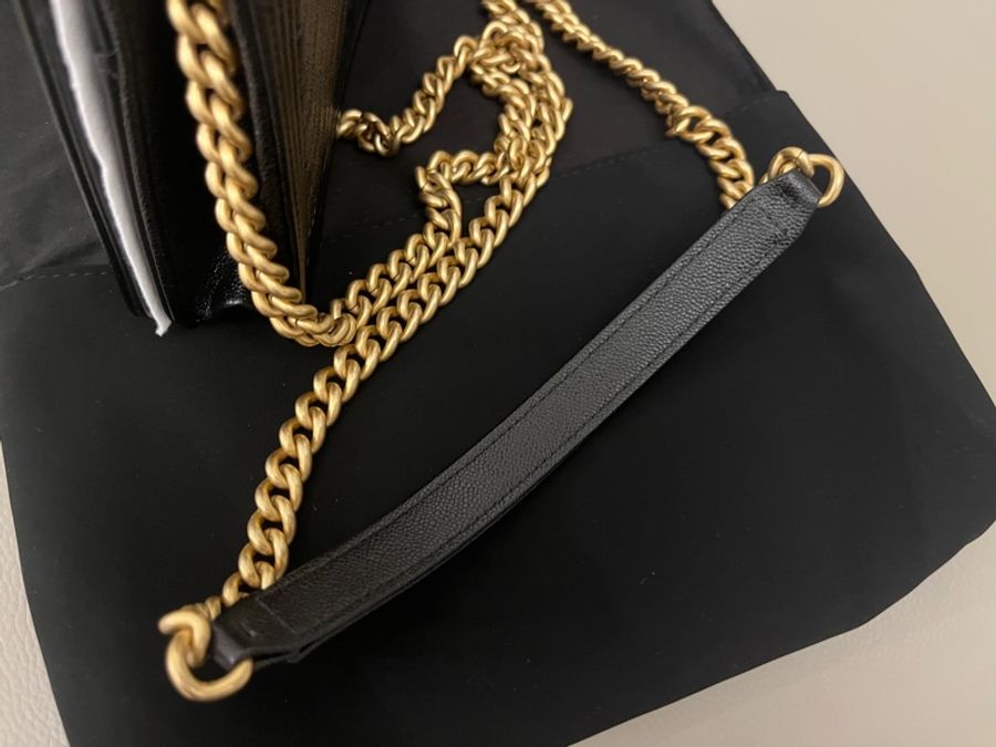CHANEL BOY WOC-19