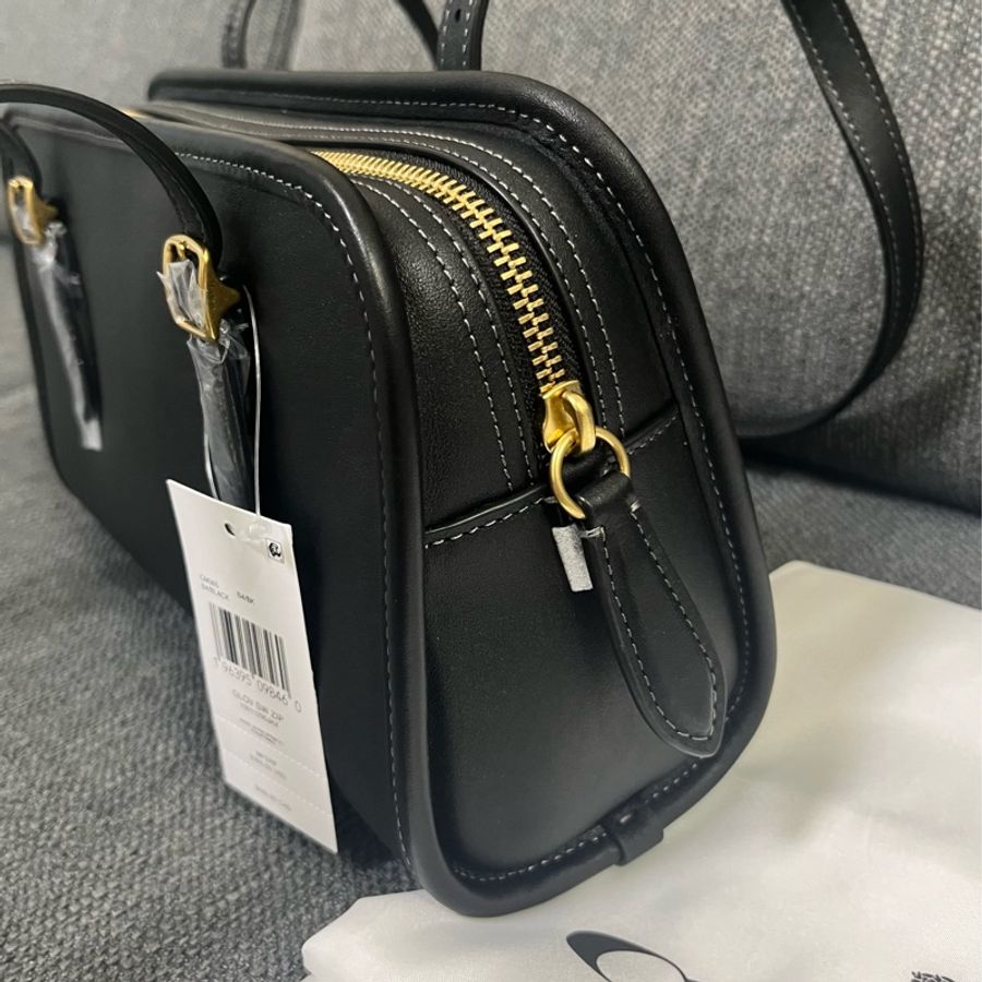 Coach swing zip 黑色保齡球包-9
