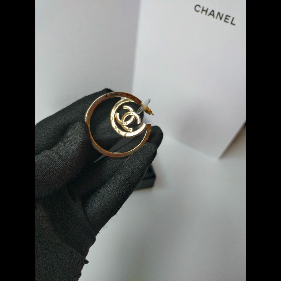 Chanel 淡金大C水鑽雙C耳環-6