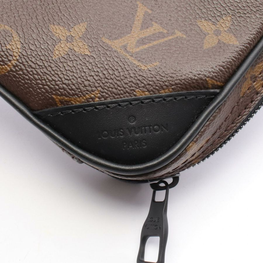 路易威登 Utility 側腰包 M44477 Monogram Solar Ray 二手 LV-5