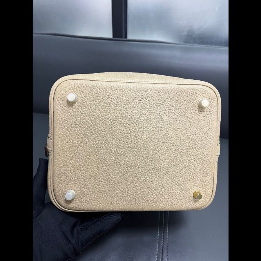 Hermes picotin 22 菜篮子
風衣灰金扣-6