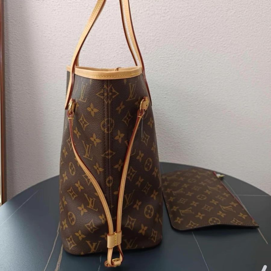 #閒置新🈶購證 #年底甩貨亂賣 #芯片款 Lv Neverfull 老花肩膀托特包-6