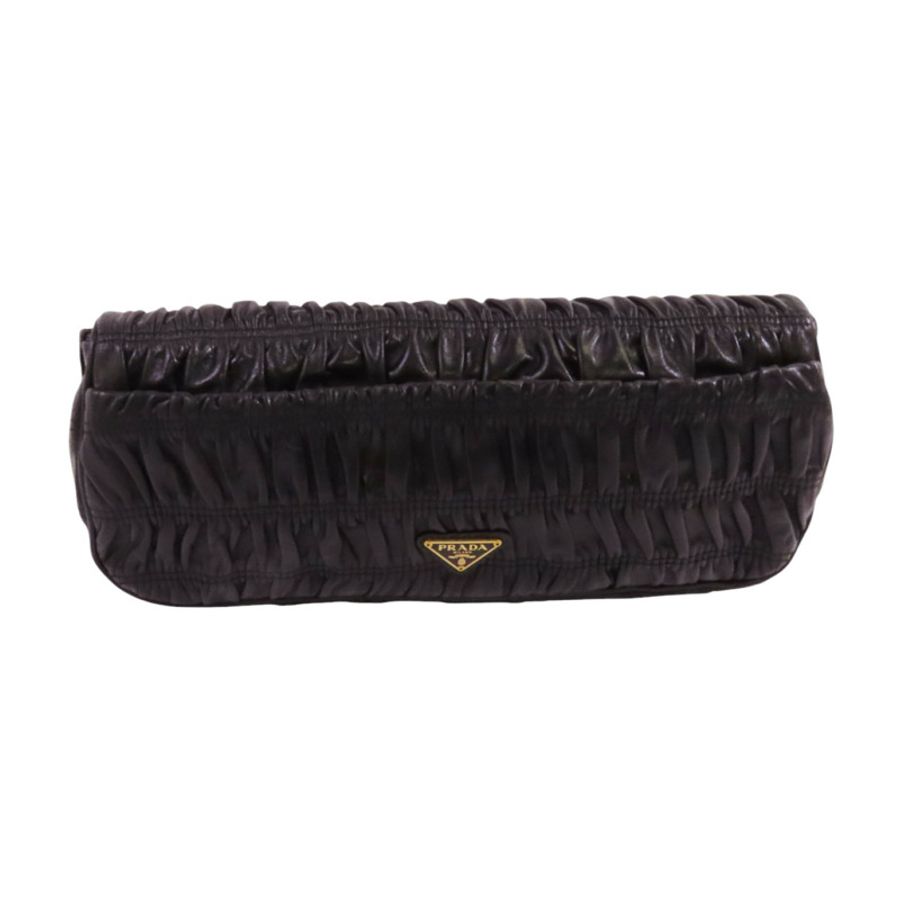 PRADA 牛皮皮革Capretto Graufre Clutch手拿包-1