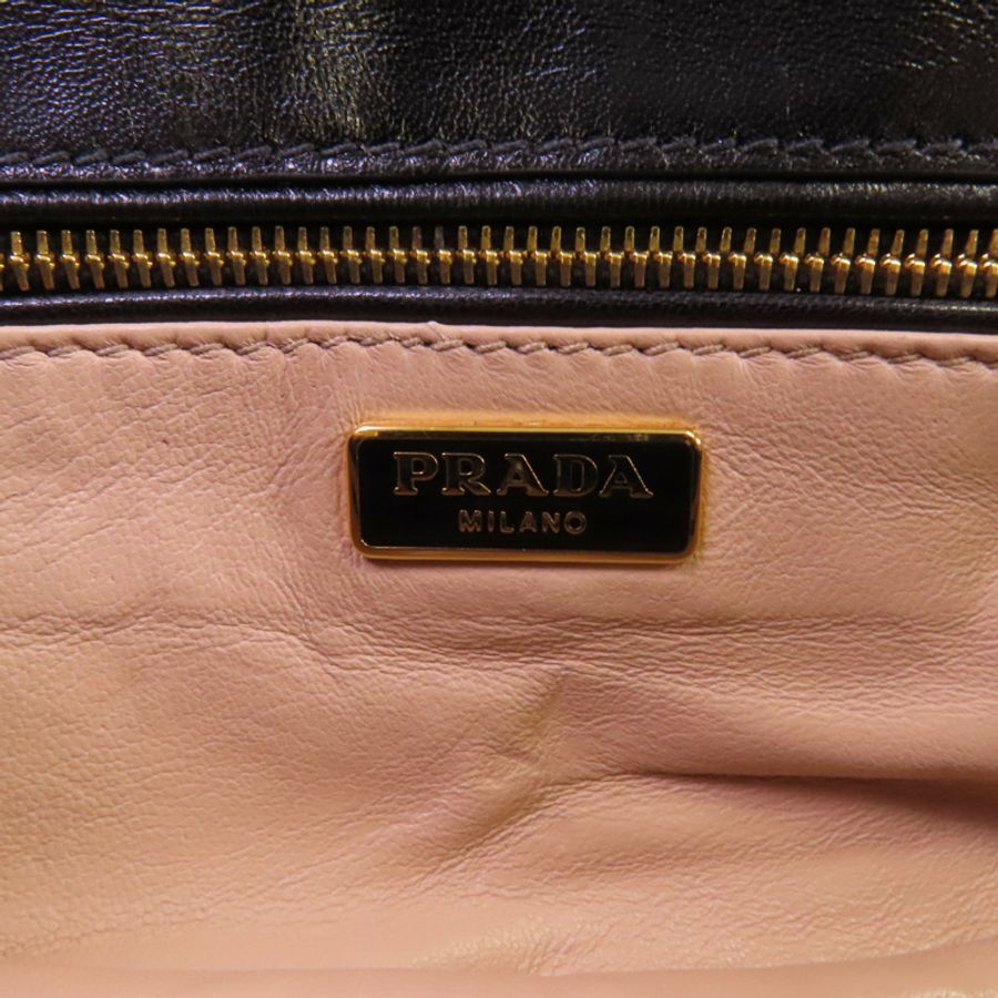 PRADA 牛皮皮革Capretto Graufre Clutch手拿包-6