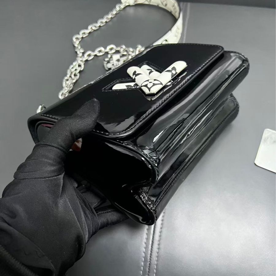 Louis Vuitton Twist small 小號扭扭包-7