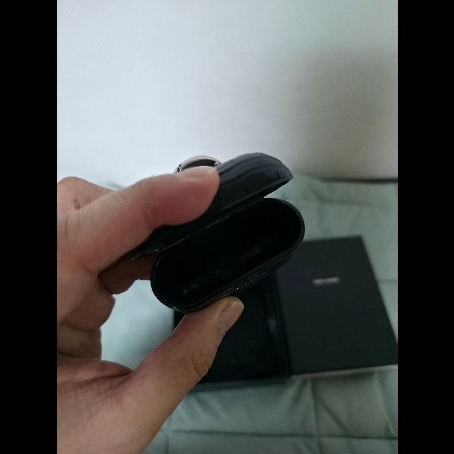 [全新] Saint Laurent YSL airpods pro 鱷魚壓紋耳機殼 保護殼-4