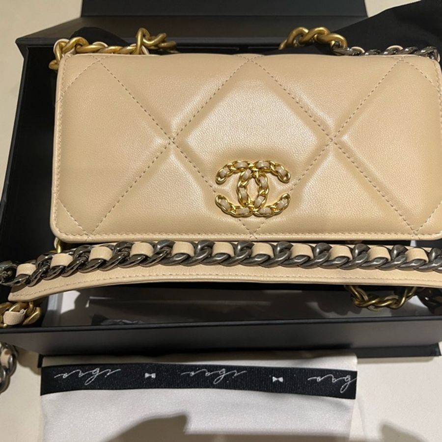 Chanel 19 woc 米白-7