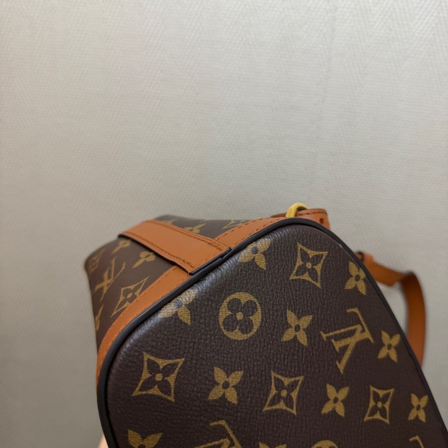 LV 雙色原花金釦Dauphine手提後背包M45142-8