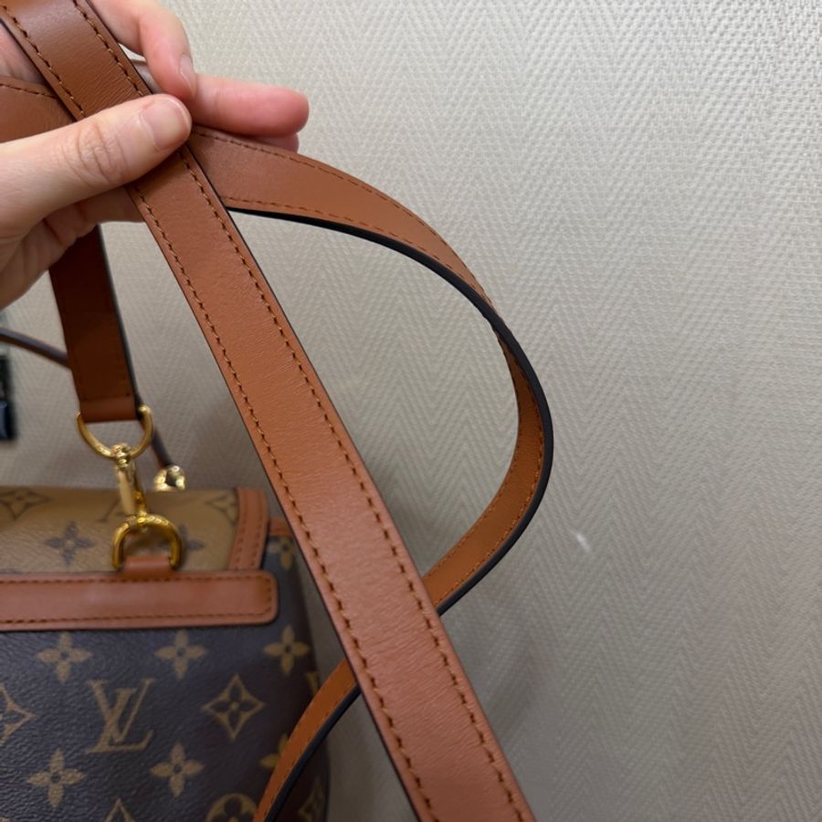LV 雙色原花金釦Dauphine手提後背包M45142-17