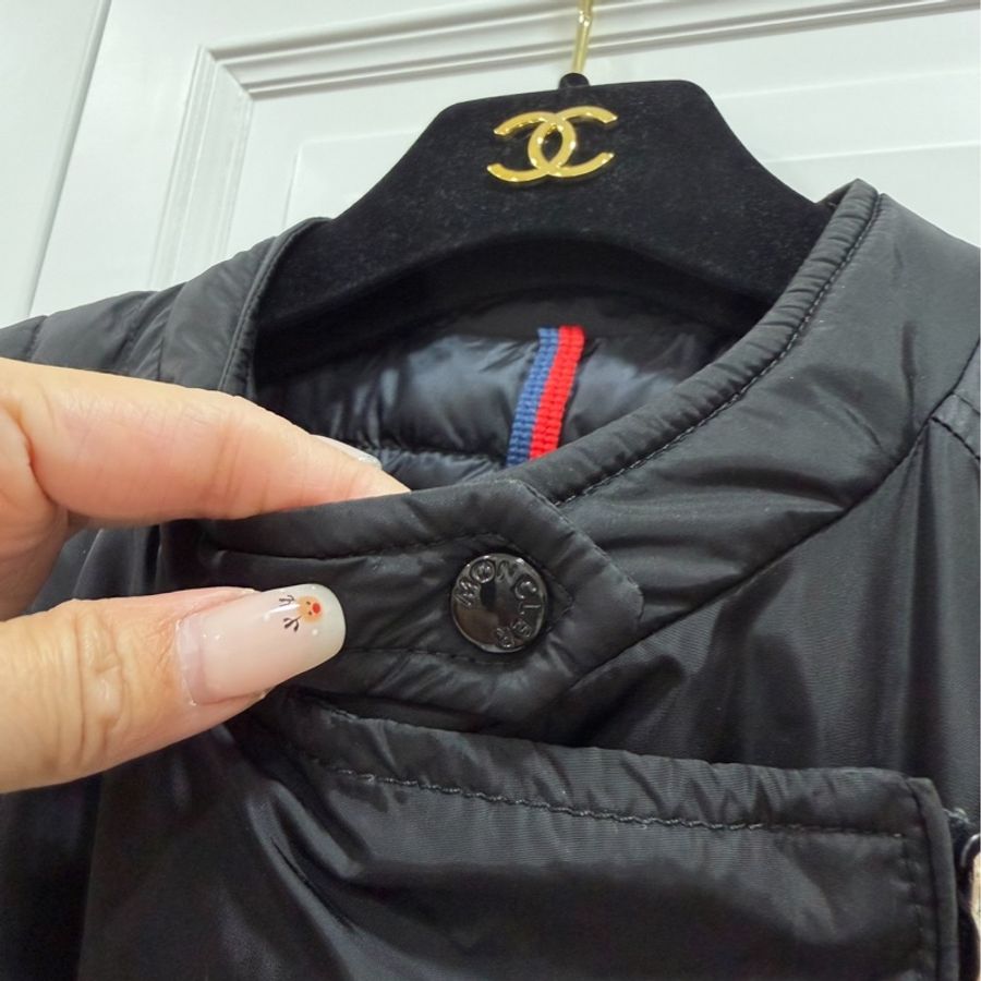 moncler 黑色 立領 輕羽絨 短版羽絨 羽絨外套 夾克 短外套 風衣外套 防風外套 飛行外套-8