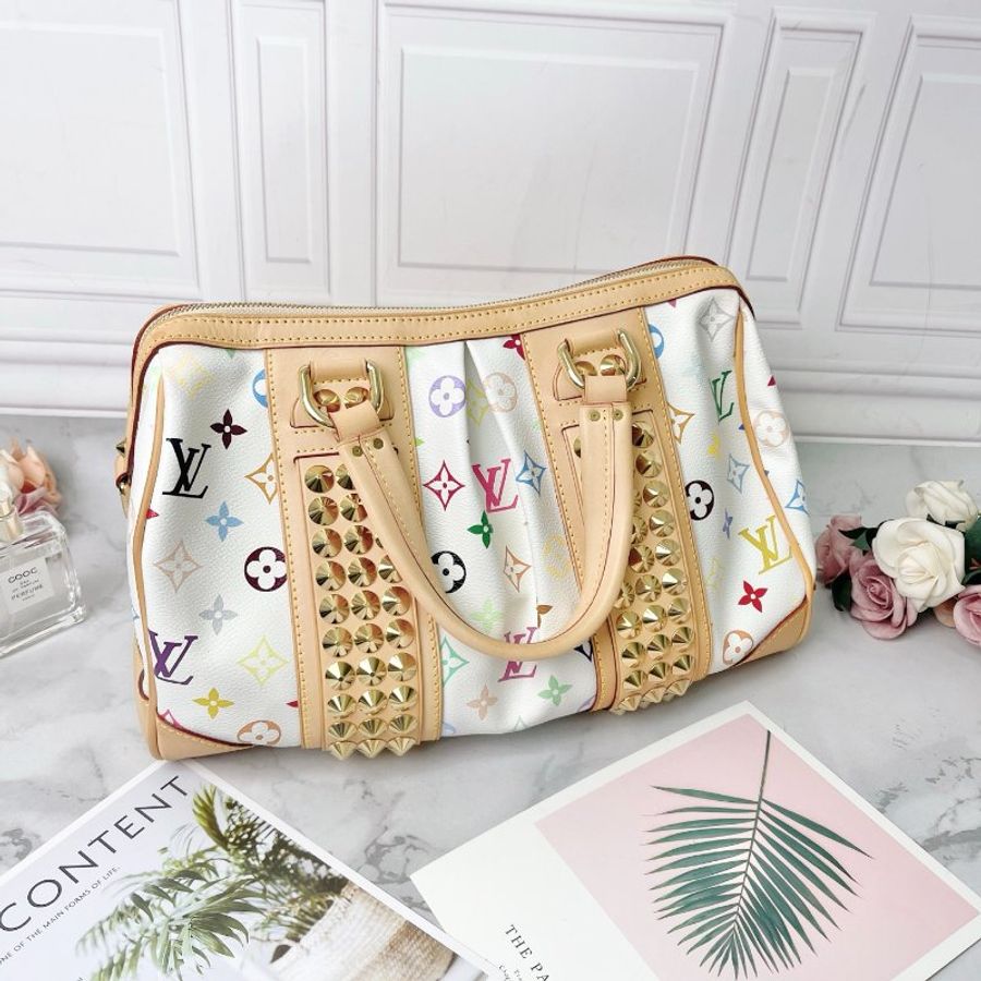 LV 限量絕版鉚釘白三彩波士頓手提肩背包 34×22×17 99新配件塵袋-4