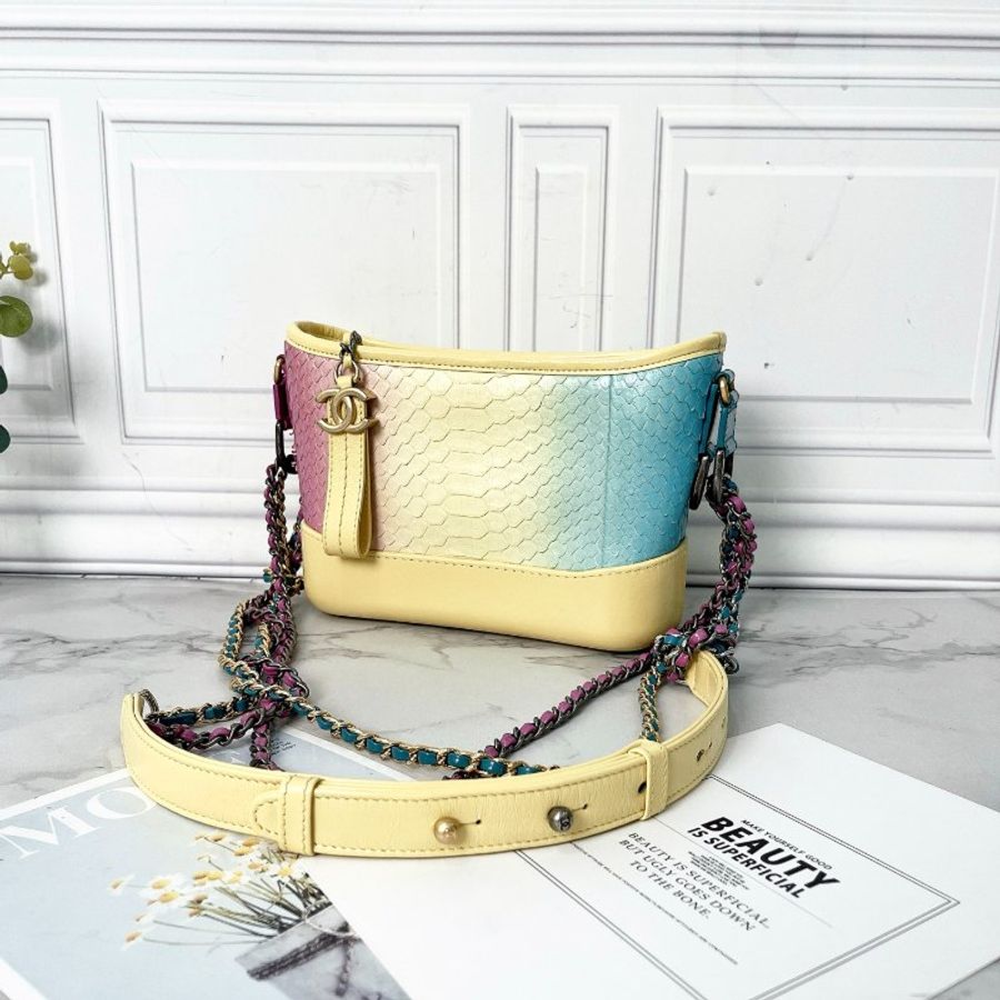 Chanel 紫色拼黃色小號蛇皮漸變流浪包15*20*8cm,99新配件塵袋盒子稀有皮證書-4