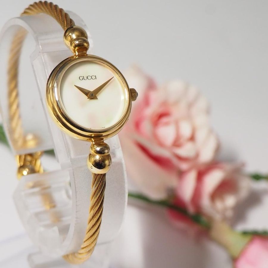 🌷Gucci *稀有Vintage*白母貝麻花手環金錶 |經典花紋✦fufu style 精品✦ 氣質款|手錶.古董手錶-9