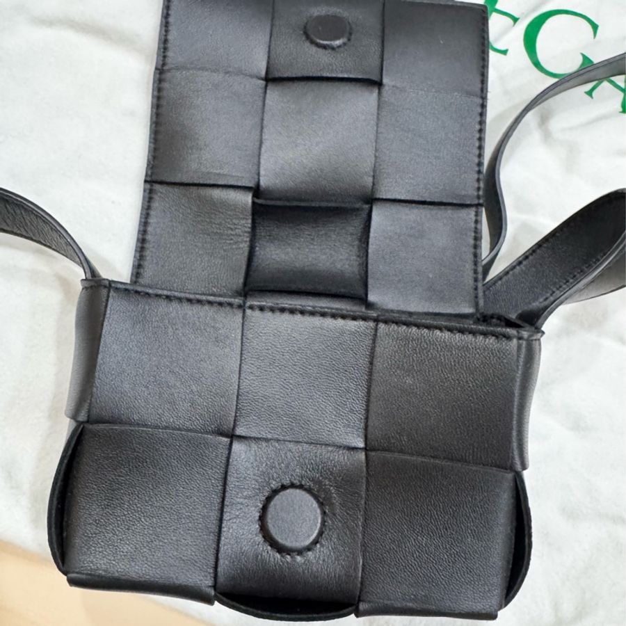 ［9成新］BOTTEGA VENETA 寶緹嘉 Mini Cassette 羊皮大格2*3-1