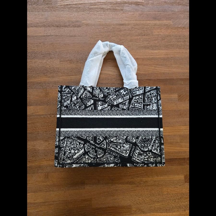 (全新品)Dior tote中型包-1
