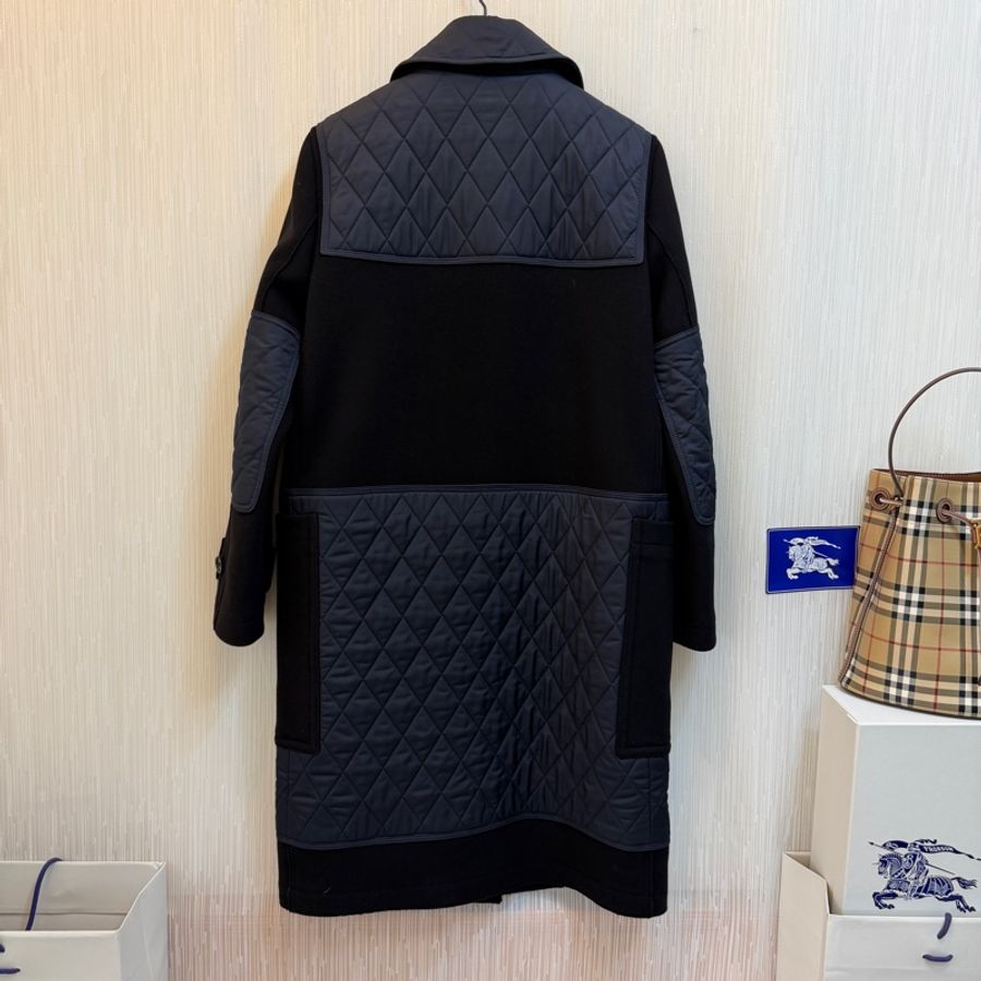 BURBERRY英國黑色菱形功能性牛角扣大衣UK8-2