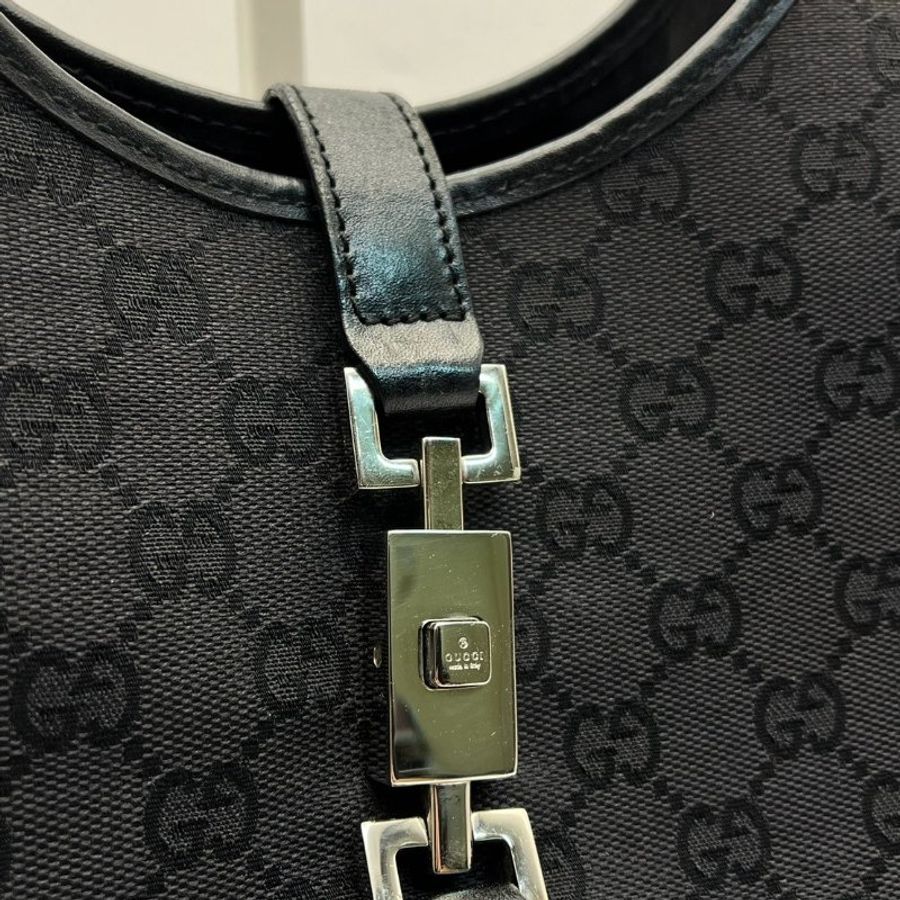 🏷Gucci jackie 半月包-4