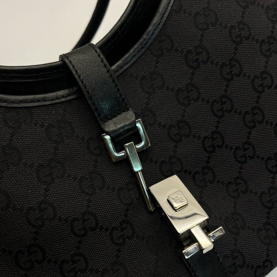🏷Gucci jackie 半月包-13