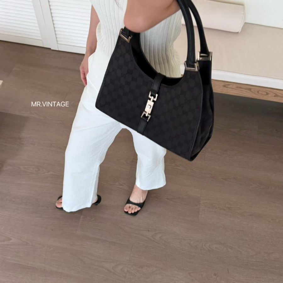 🏷Gucci jackie 半月包-1