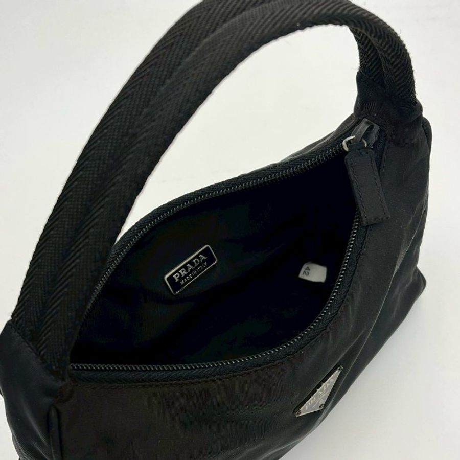 🏷️Prada hobo小號-12