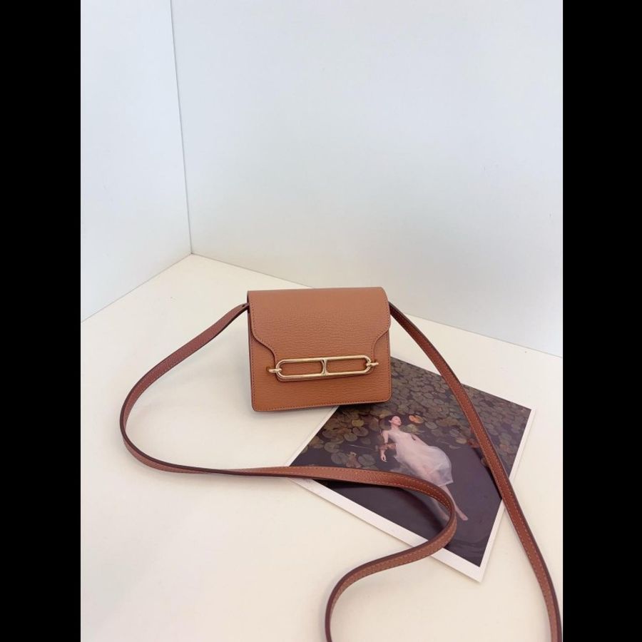 Hermes roulis slim
猪鼻子包 金棕金扣-1