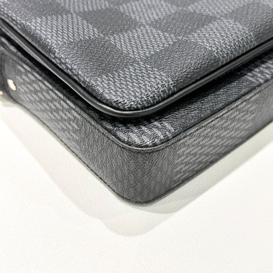 Louis Vuitton - 黑灰色棋盤格三合一郵差包-11