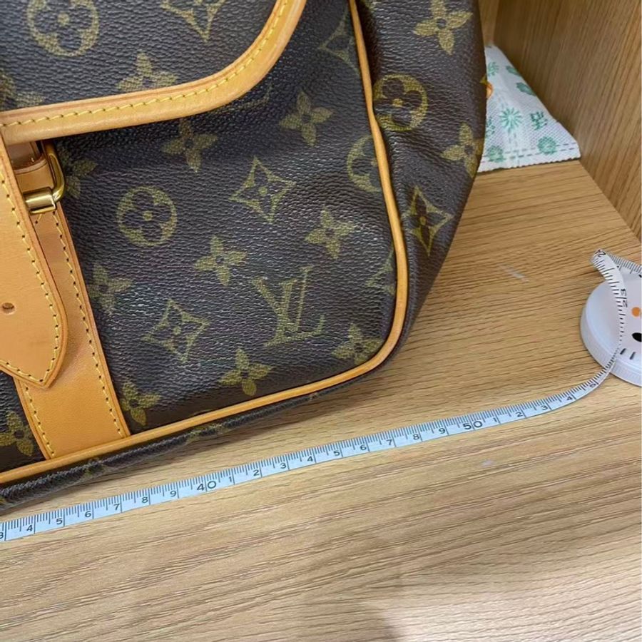 二手Lv狩獵手提包,Louis vuttion hunting bag,吊牌有R標記字母,配皮正常使用痕跡變色-23