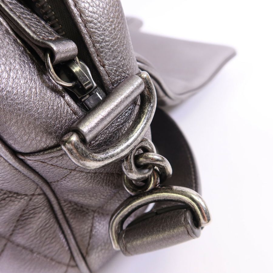 CHANEL 牛皮皮革Chain Shoulder銀扣鏈帶肩背袋-10