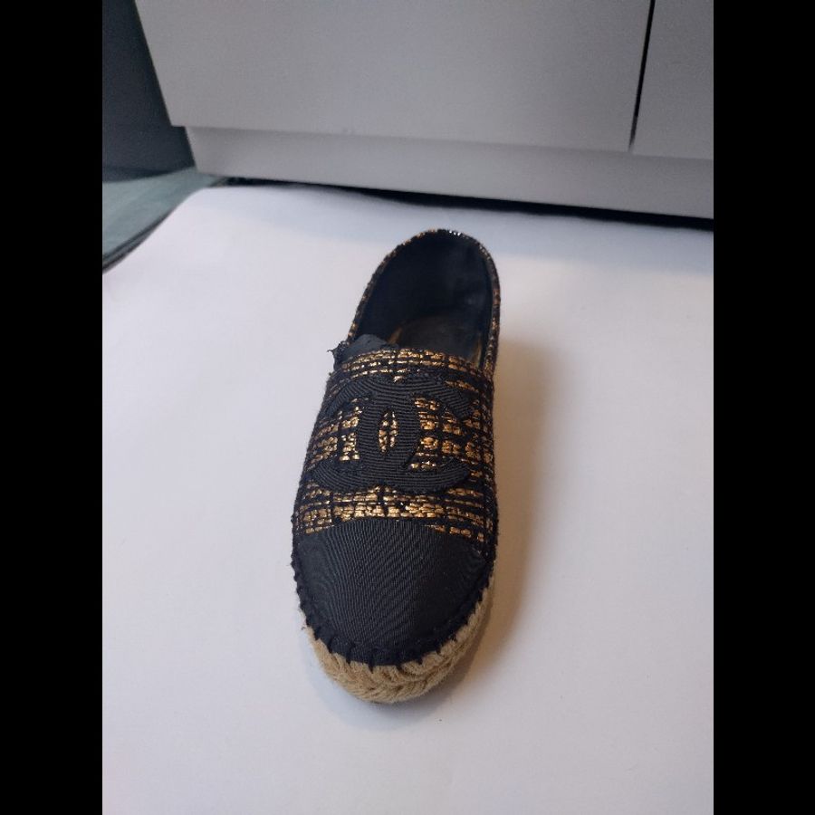 Chanel 黑底金色毛呢樂福平底鞋-4
