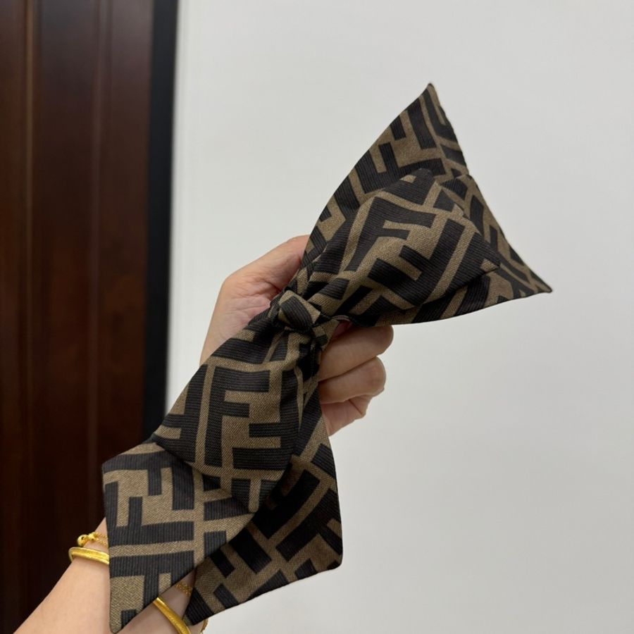 FENDI 棕色 菸草色調 FF LOGO 老花 蝴蝶結 髮圈 髮夾 髮飾-0