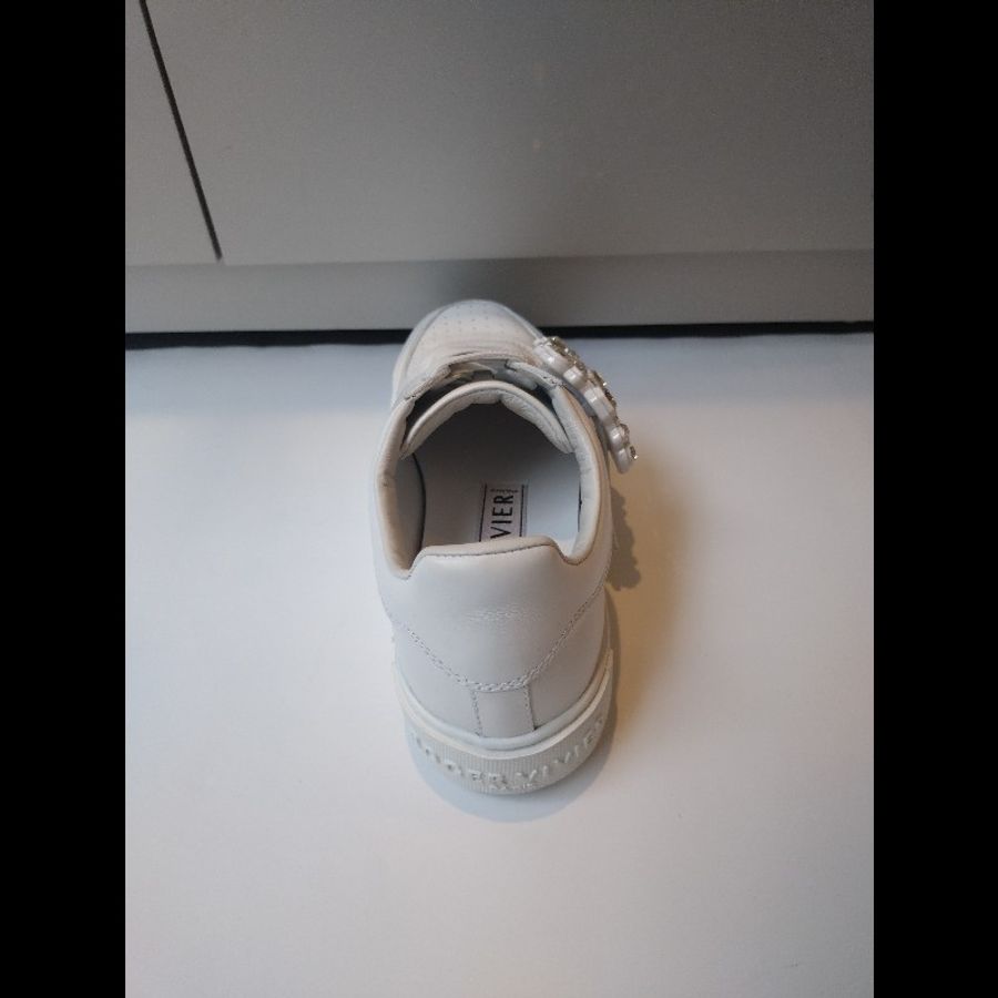 Roger Vivier 白皮水鑽方釦休閒鞋-2