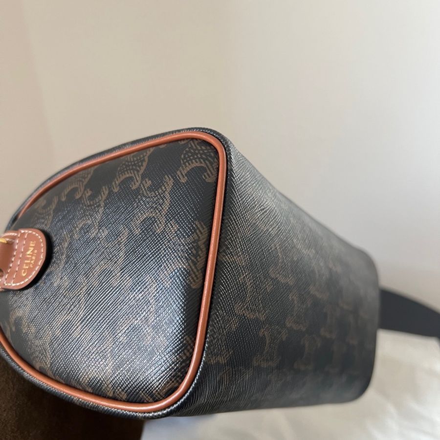 ✨Celine 新款 凱旋門波士頓20cm 兩側有扣環 99新❤️-9