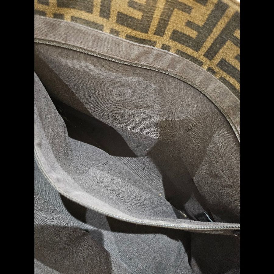 FENDI 咖啡色老花帆布托特包|大容量|肩背款 可放電腦-13