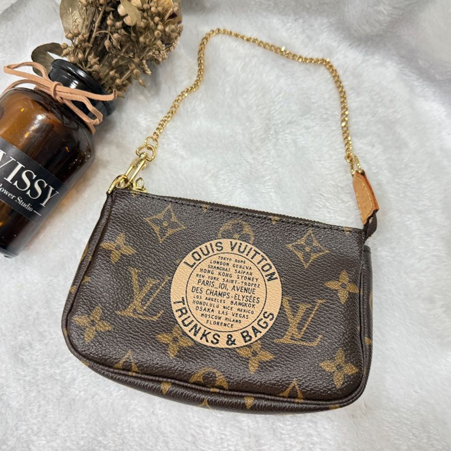 LV經典老花monogram圖騰麻將包 印花 小包 郵戳 塗鴉-5
