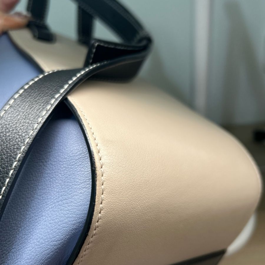 Loewe Hammock small 吊床包 小號-16