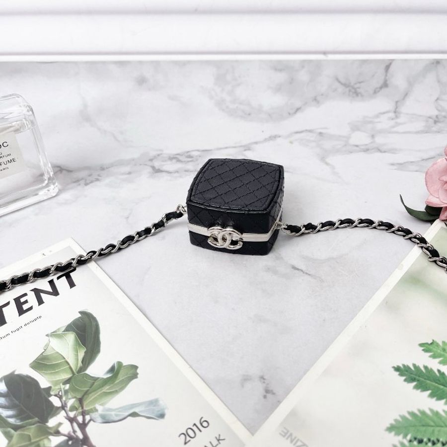 Chanel mini粉餅盒黑色鏡面小廢包斜背包 5×5×3 98新配件塵袋盒子保卡-6