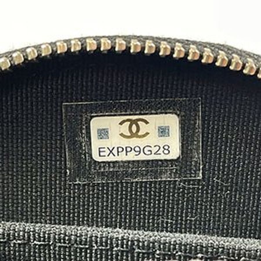 * 奢華大道國際精品*【CH0739】CHANEL黑色荔枝紋牛皮 BOY系列 銀釦半圓形零錢包-7