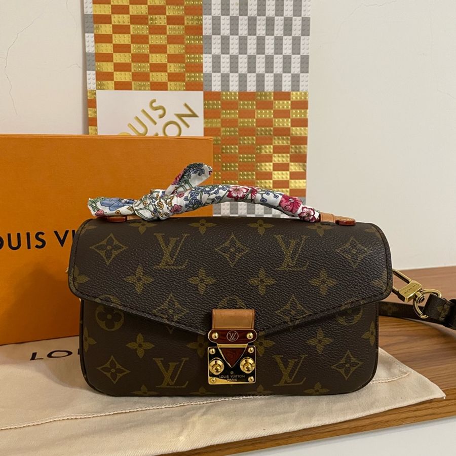 LV Louis Vuitton Pochette Métis East West 小號郵差包-0