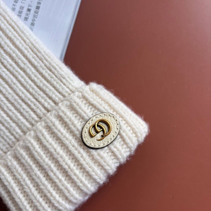 ::GUCCI:: 金屬雙G飾 羊毛山羊絨混紡手套 白色雪地手套-1