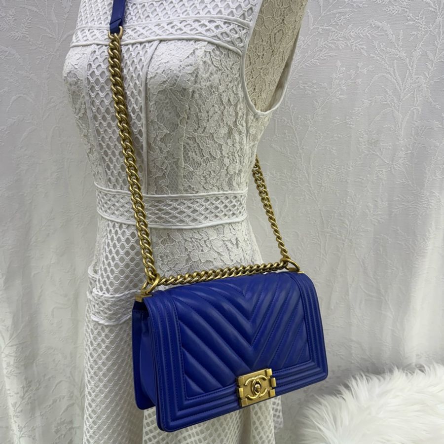 Chanel Boy Bag-10