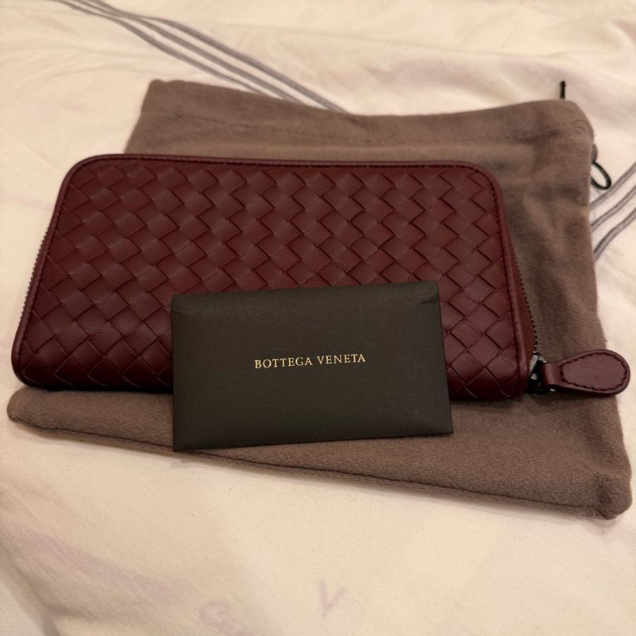Bottega Veneta 酒紅色長夾,全新-0