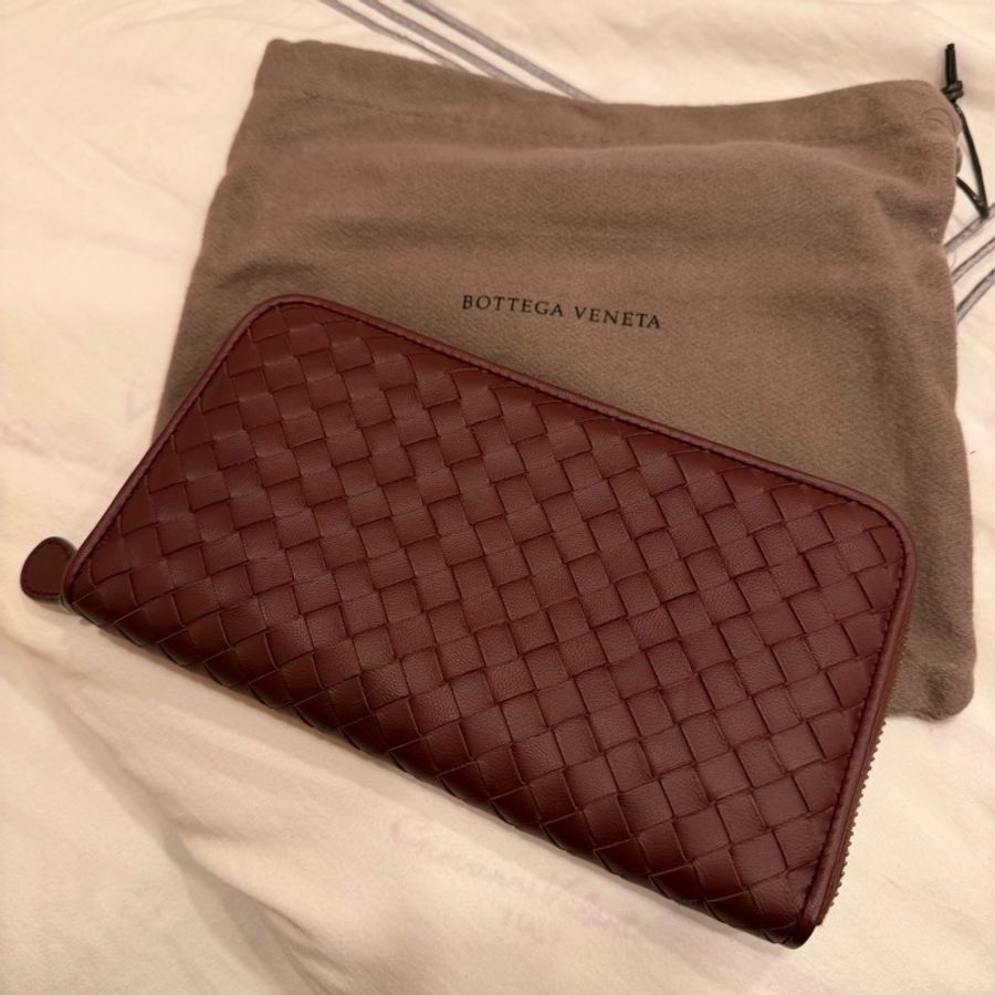 Bottega Veneta 酒紅色長夾,全新-1