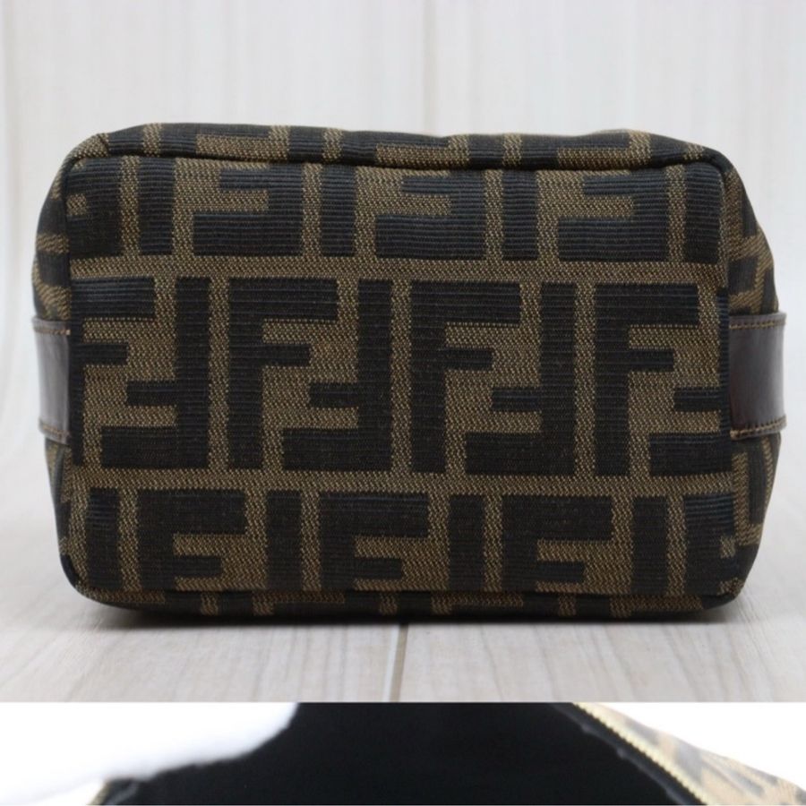 Fendi 小號老花飯盒包-4
