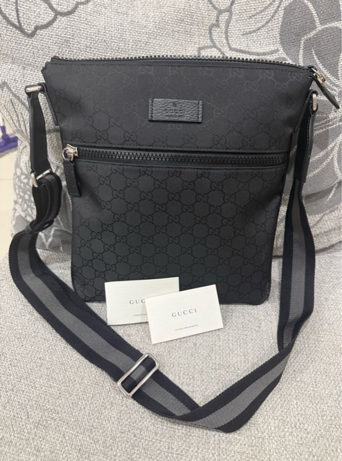 GUCCI 經典雙G緹花緞面尼龍單肩斜挎包 30x29cm-0