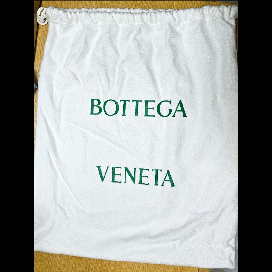 BottegaVeneta BV 葆碟 Mini Arco Tote Bag 迷你手提托特包可斜咩 薰衣草淺紫色 羊皮意大利製造-31