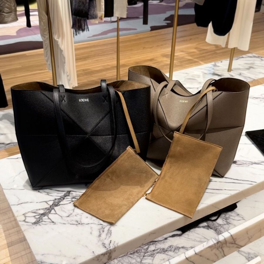 🎉新年好折扣✨Loewe 柔軟粒面小牛皮 大款 Puzzle Fold 橫式托特包 黑色-7